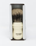 Manchurian Badger With Traditional Italian Barber Handle in Resin by Zenith M32